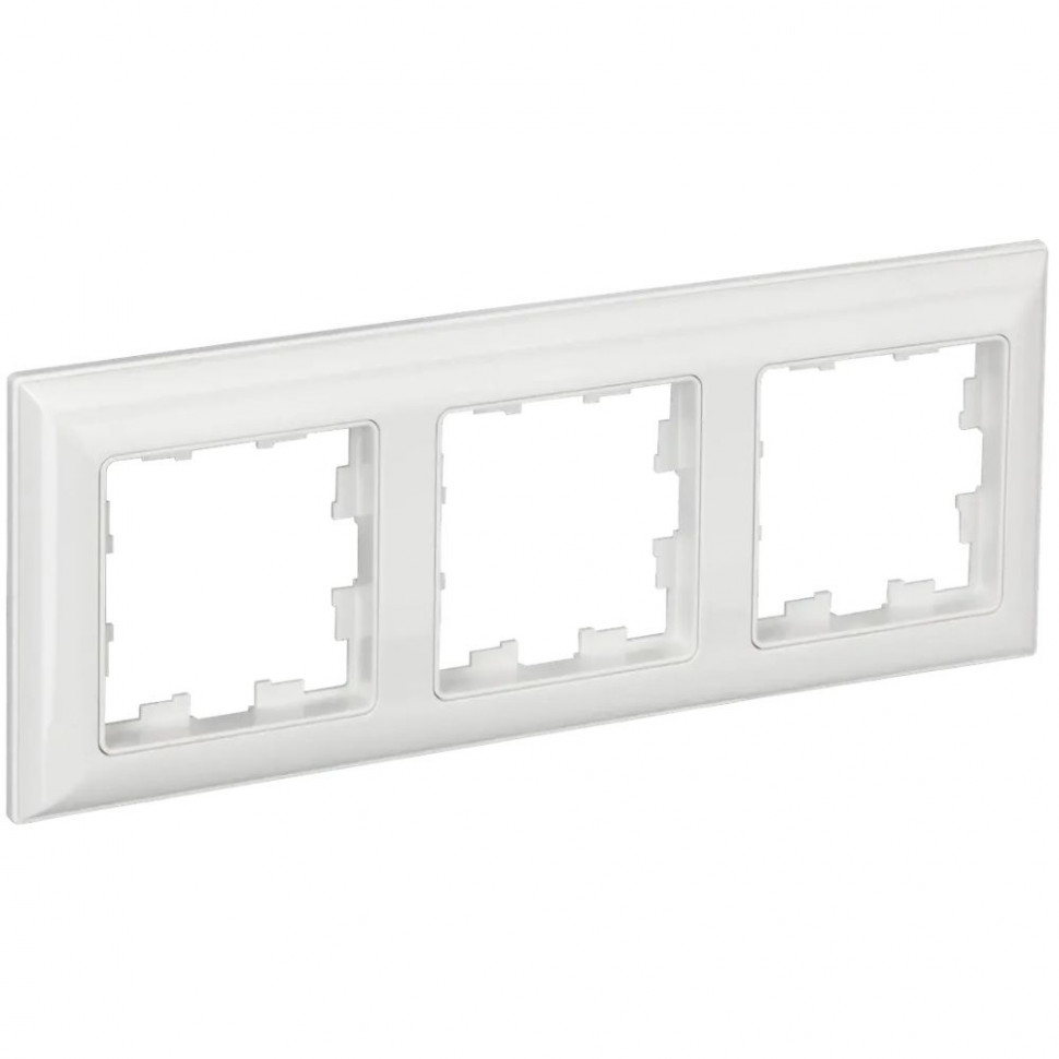 Рамка на 3 поста IEK Brite РУ-3-Бр белый/белый фото 1 — Multielectrika
