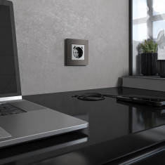 Рамка из поликарбоната на 1 пост Slab бронза софт W0012963 &mdash; Multielectrika