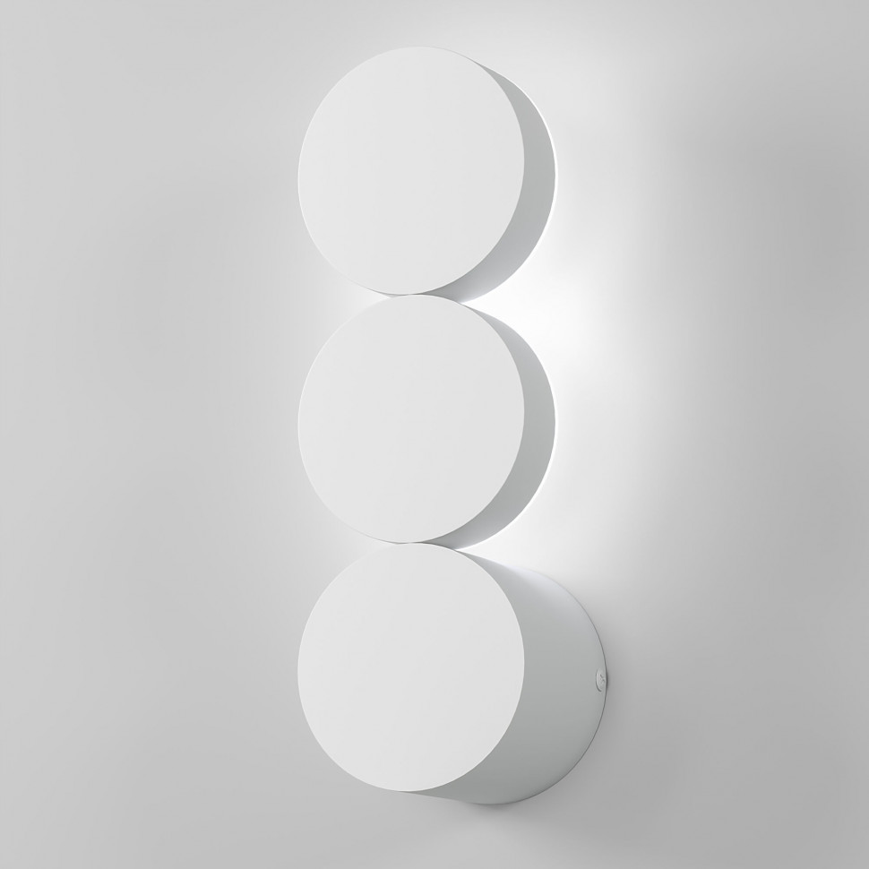 Настенный светодиодный светильник 40130/LED белый фото 1 &mdash; Multielectrika