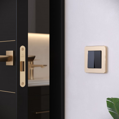 Рамка из металла на 1 пост Platinum шампань W0012611 &mdash; Multielectrika