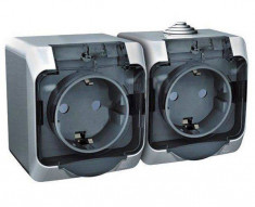 Розетка 2К+З со шторками 16А 250B IP44 Серая Schneider Electric Этюд PA16-244C &mdash; Multielectrika