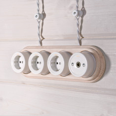 Изолятор 50 шт. (белый) Ретро WL18-17-01 &mdash; Multielectrika