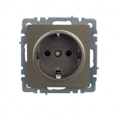 Розетка с заземлением с защитными шторками 16А IEK Brite РСР14-1-0-БрШ шампань &mdash; Multielectrika