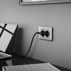 Розетка двойная с заземлением глянцевый никель W1172002 &mdash; Multielectrika