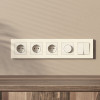 Рамка из поликарбоната на 5 постов Slab айвори софт W0052962 фото 2 &mdash; Multielectrika