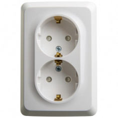 Розетка 2К+З угловая со шторками Белая 16А Schneider Electric Этюд PA16-108B &mdash; Multielectrika