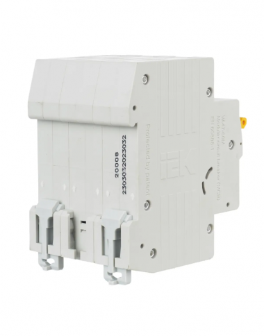 Автоматический выключатель ВА 47-60M 3Р 16А 6 кА характеристика С IEK MVA31-3-016-C — Multielectrika