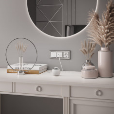 Рамка на 3 поста (хром/белый) W0031431 &mdash; Multielectrika