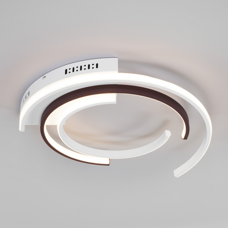 Потолочный светильник с пультом 90248/3 белый/коричневый фото 1 — Multielectrika