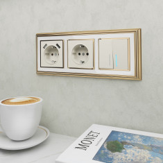 Рамка на 3 поста (золото/белый) W0031329 &mdash; Multielectrika