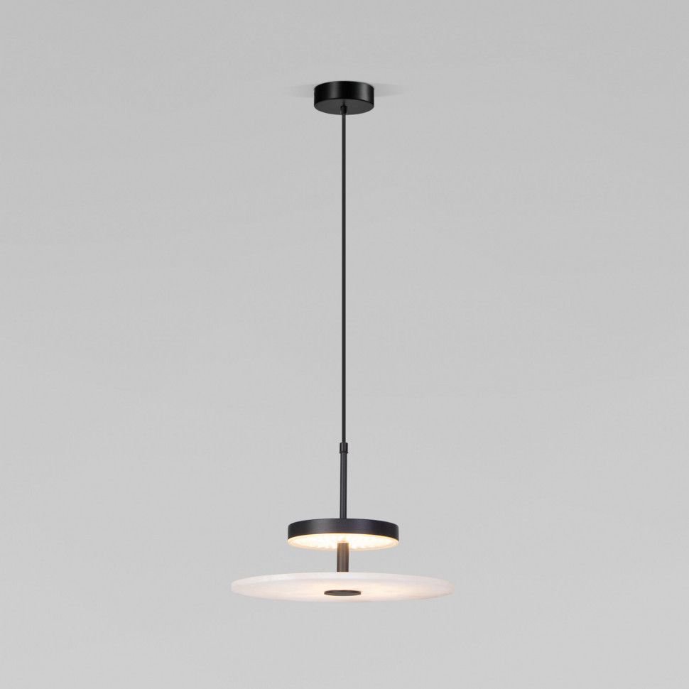 Светодиодный подвесной светильник с мраморным рассеивателем 40342 LED черный фото 1 &mdash; Multielectrika
