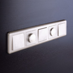 Рамка из поликарбоната на 5 постов Stream перламутровый W0052113 &mdash; Multielectrika