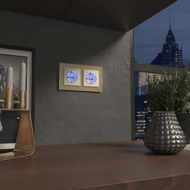 Розетка с подсветкой (слоновая кость) W1171403 &mdash; Multielectrika