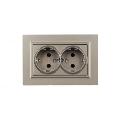 Розетка двойная с заземлением без защитных шторок 16А в сборе IEK Brite РС12-3-БрШ шампань &mdash; Multielectrika