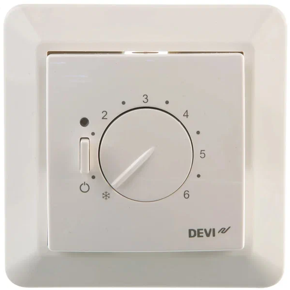 Терморегулятор DEVIreg D530 16А 3.5кВт 140F1032  фото 1 — Multielectrika