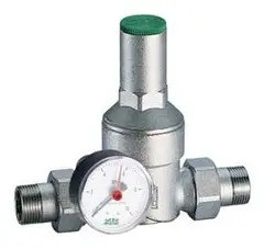 Редуктор давления 1/2" (НР-НР) с манометром FAR 2815 12 фото 1 &mdash; Multielectrika