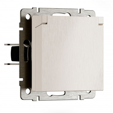 Розетка влагозащ. с зазем. с защит. крышкой и шторками N (перламутровый рифленый) W1171213 &mdash; Multielectrika