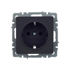 Розетка с заземлением с защитными шторками 16А IEK Brite РСР14-1-0-БрГ графит &mdash; Multielectrika