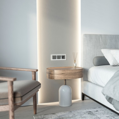 Рамка из стекла на 3 поста Favorit белый W0031101 &mdash; Multielectrika