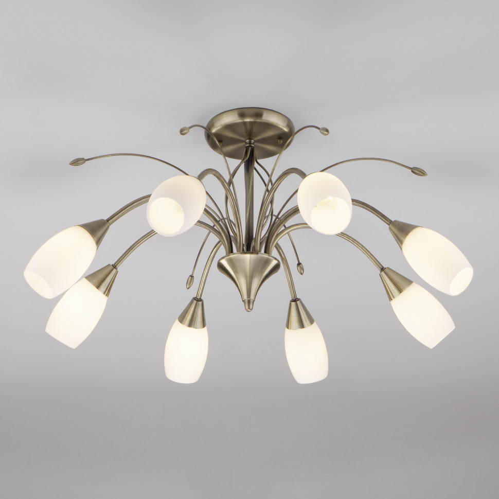 Потолочная люстра со стеклянными плафонами 30280/8 античная бронза фото 1 — Multielectrika