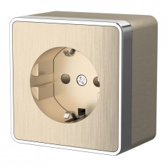 Розетка с заземлением и шторками Gallant (шампань рифленый) W5071110 &mdash; Multielectrika