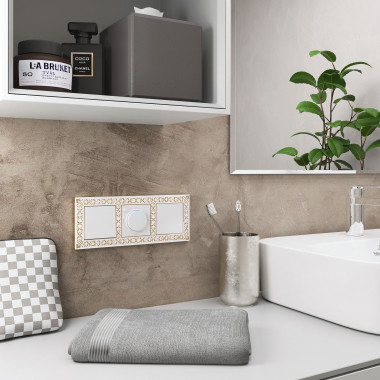 Рамка на 3 поста (белое золото) W0031523 — Multielectrika