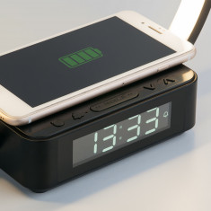 Светодиодная настольная лампа с беспроводной зарядкой и будильником 80505/1 черный &mdash; Multielectrika