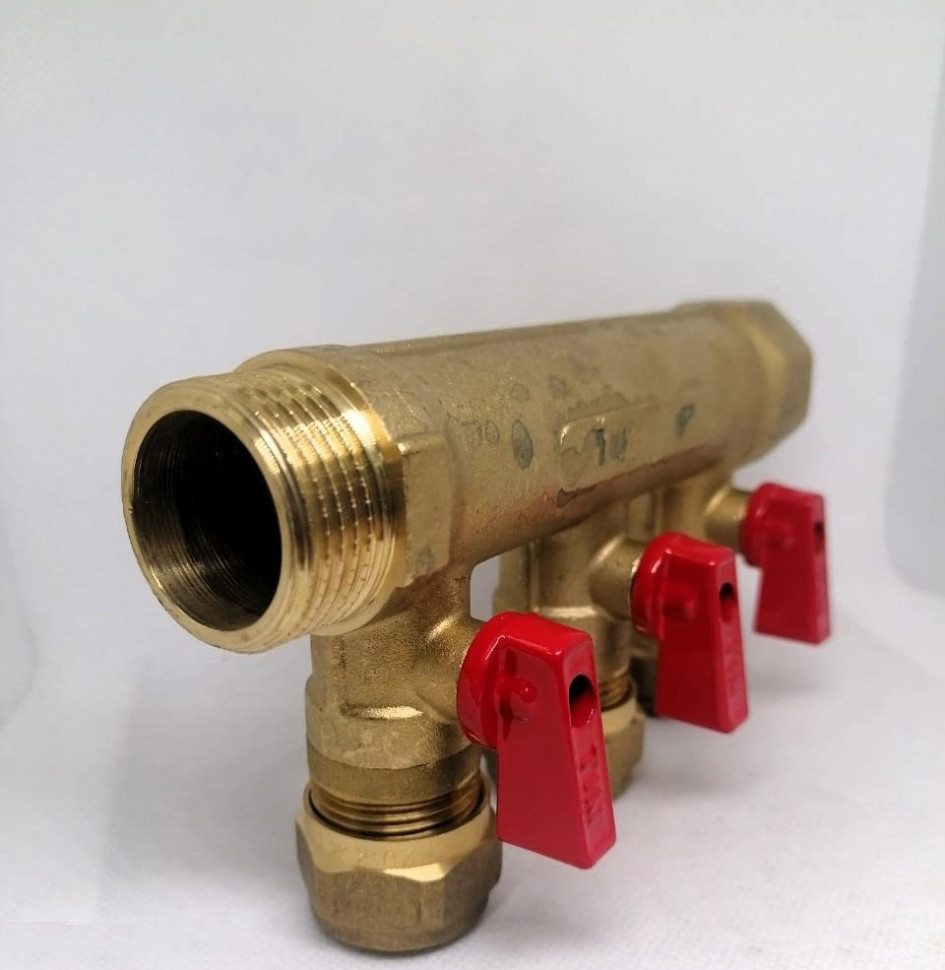 Сантехнический коллектор с шаровыми кранами TIM 1" - ф 20 цанга / 3вых., 200-1(3)-20 фото 1 &mdash; Multielectrika