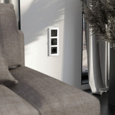 Рамка из стекла на 3 поста Senso белый soft-touch W0033101 &mdash; Multielectrika