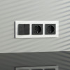 Рамка из стекла на 3 поста Senso белый soft-touch W0033101 фото 4 &mdash; Multielectrika