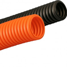 Труба гофрированная с протяжкой DKC ПНД легкая черная (d=40) &mdash; Multielectrika