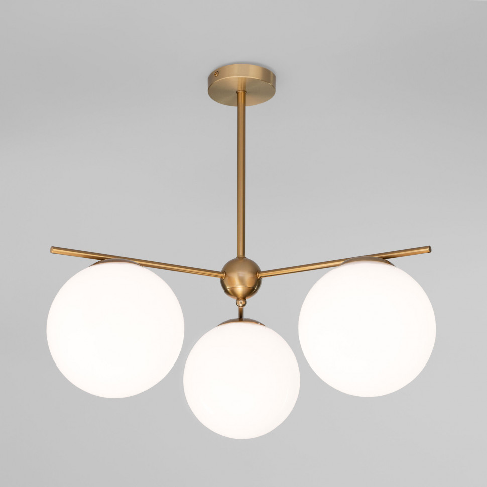 Потолочный светильник со стеклянными плафонами 60147/3 латунь фото 1 &mdash; Multielectrika