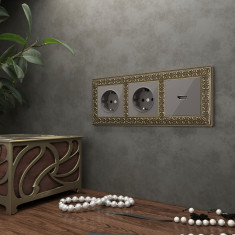 Рамка на 3 поста (бронза) W0031512 &mdash; Multielectrika