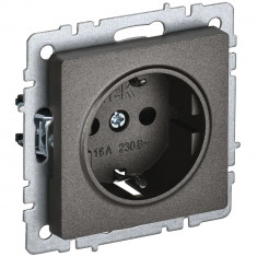 Розетка с заземлением с защитными шторками 16А IEK Brite РСР14-1-0-БрТБ темная бронза &mdash; Multielectrika