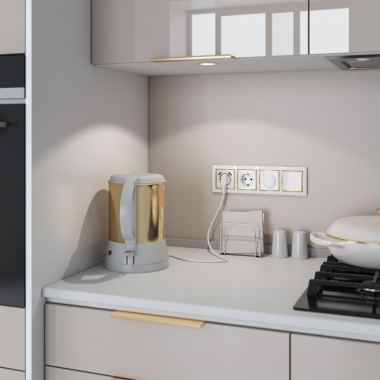 Рамка из пластика на 4 поста Snabb белый/золото W0041933 — Multielectrika