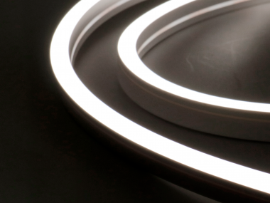 Неоновая  лента постоянного тока, белая SMD2835, 120led/m, 15Вт,м, 24В, 4000K (20м) — Multielectrika