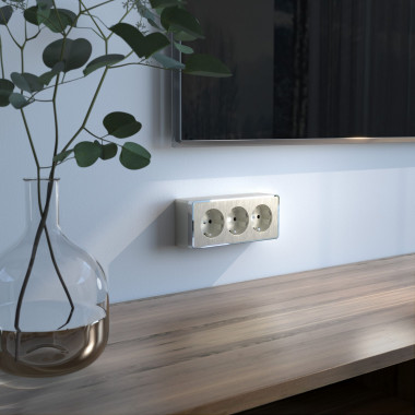 Розетка тройная с заземлением и шторками Gallant шампань рифленый W5073110 — Multielectrika