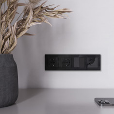 Диммер (черный акрил) W1142048 &mdash; Multielectrika