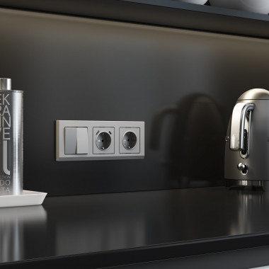 Розетка с заземлением, шторками и USB тип A+C (серебряный матовый) W1171765 &mdash; Multielectrika