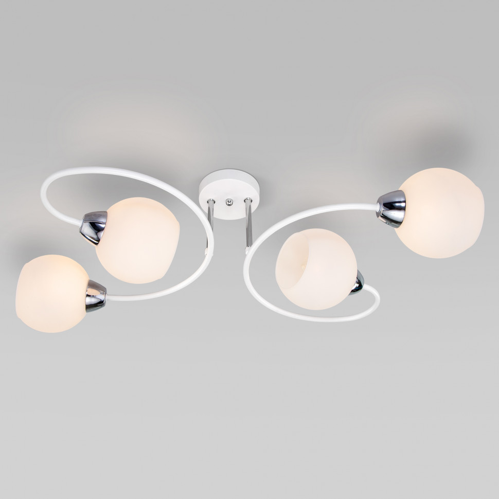 Потолочная люстра со стеклянными плафонами 30136/4 белый фото 1 &mdash; Multielectrika