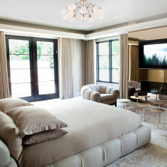 Потолочная люстра со стеклянными плафонами 30149 золото &mdash; Multielectrika