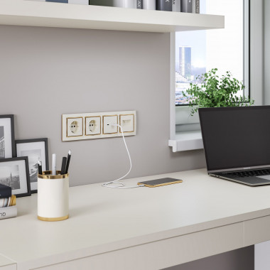 Розетка с заземлением и шторками (слоновая кость) W1171103 &mdash; Multielectrika