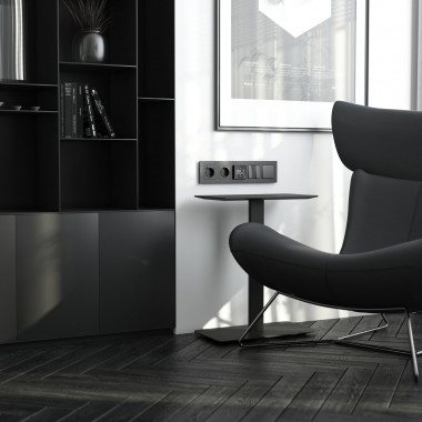 Рамка из металла на 5 постов AluMax черный алюминий W0053508 &mdash; Multielectrika