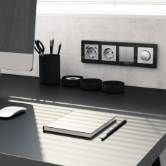 Рамка из акрила на 4 поста Acrylic черный W0042708 &mdash; Multielectrika