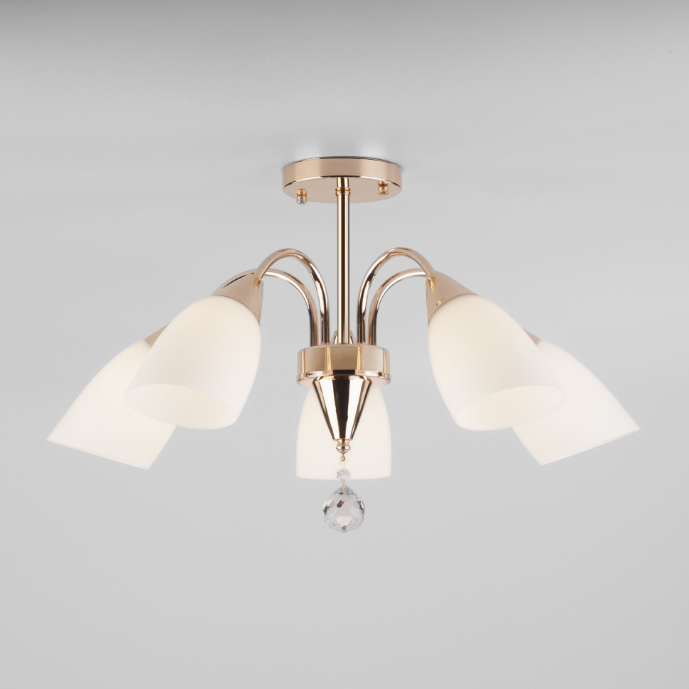 Потолочная люстра со стеклянными плафонами 30149/5 золото фото 1 &mdash; Multielectrika