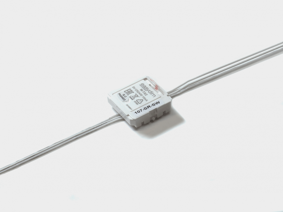 W-TX2, 2 зоны, радио передатчик для установки за выключателями других производителей фото 1 — Multielectrika