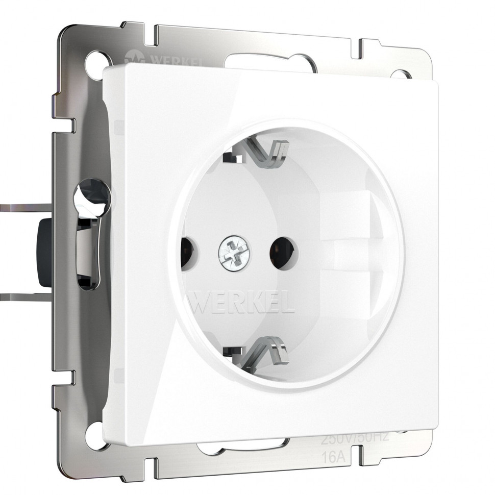 Розетка с заземлением и шторками (белая) W1171101 фото 1 — Multielectrika