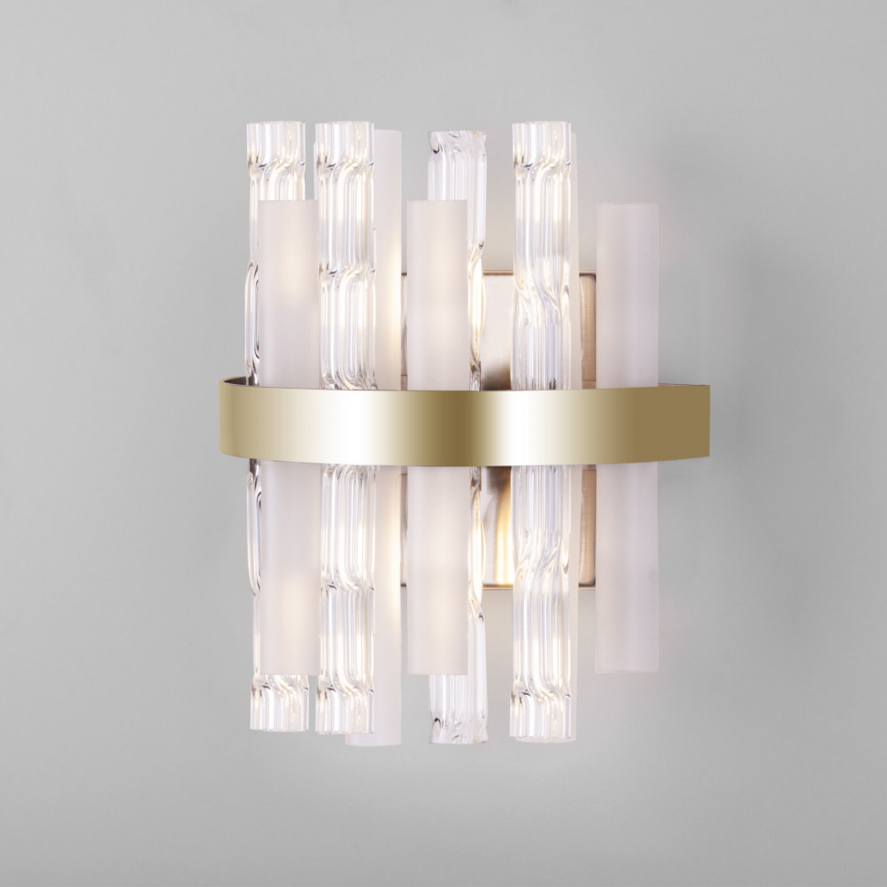 Настенный светильник с декором 368/2 латунь фото 1 — Multielectrika