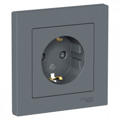 Розетка силовая Schneider Electric Atlas Design со шторками, в сборе, грифель &mdash; Multielectrika