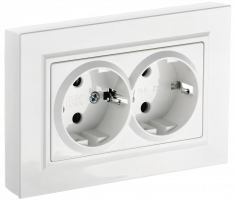 Розетка двойная с заземлением без защитных шторок 16А в сборе IEK Brite РС12-3-БрБ белая &mdash; Multielectrika